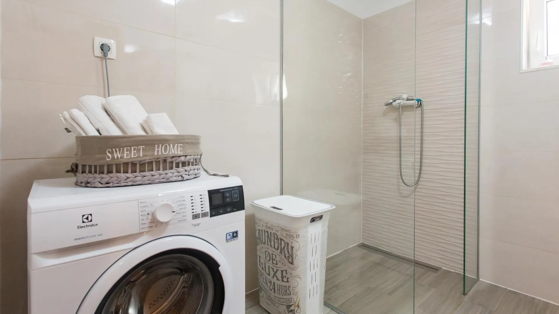 Luxury Apartment With Heated Pool&Sea And Mountain View 0*, Kaštela Kroatien