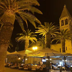 Bed & Breakfast Trogir Split, Kaštela